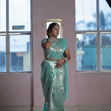 Timeless bridal makeup look