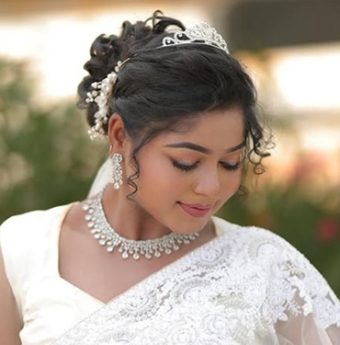 Customized bridal makeup style